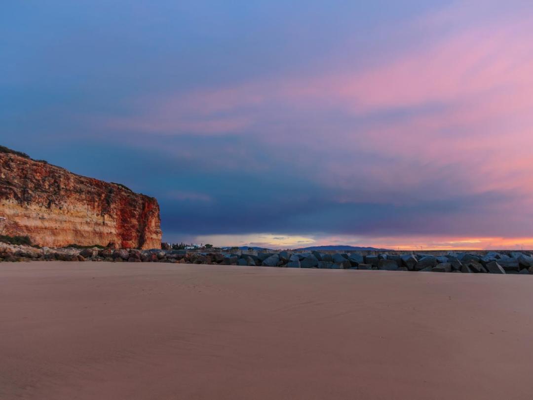 Praia Da Rocha By Ricardo Portimao Luaran gambar