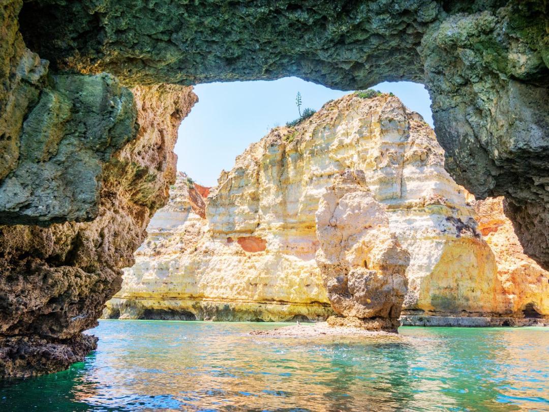 Praia Da Rocha By Ricardo Portimao Luaran gambar